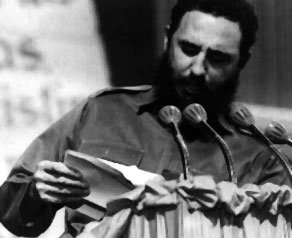 fidel lendo a carta de despedida